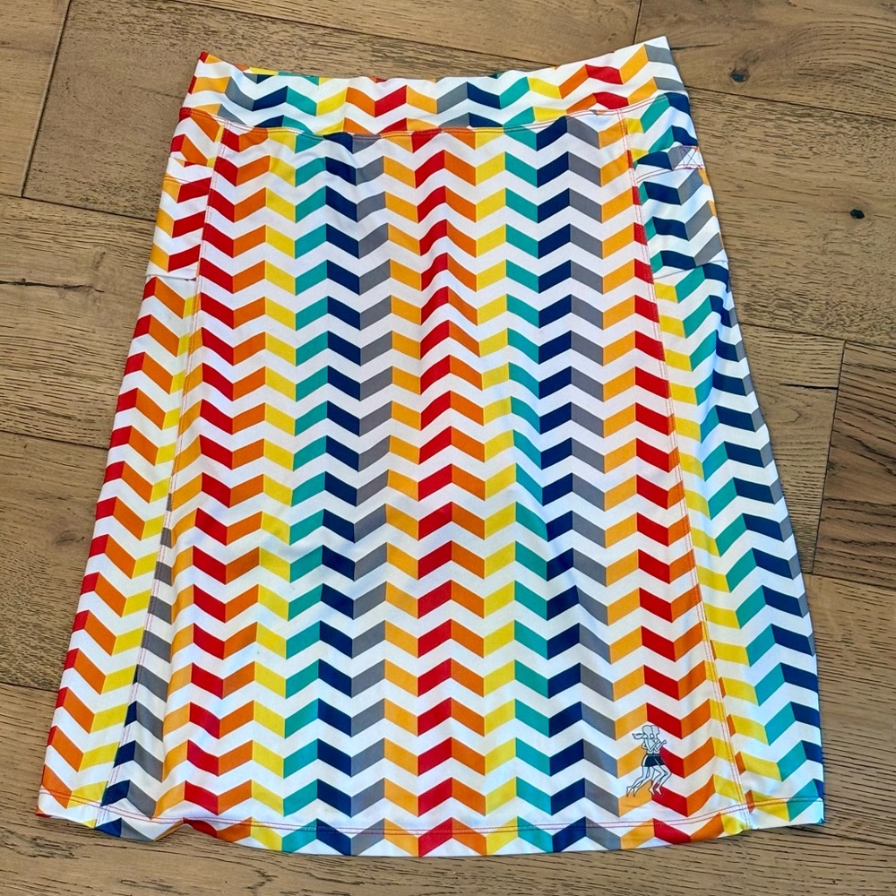 SPIRIT Running Athletic Skirt with attached shorts - Size Large 24" length Skort